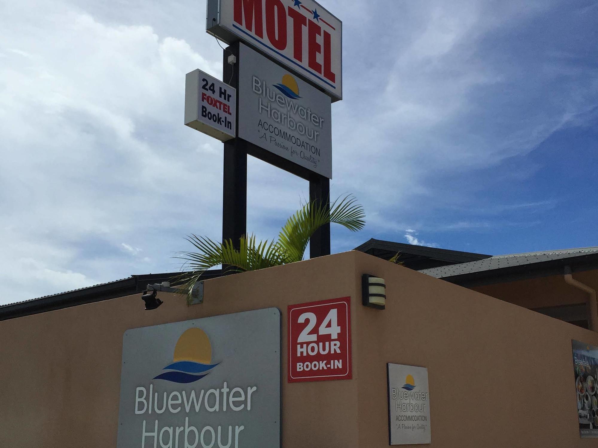 Bluewater Harbour Motel Bowen Exterior foto